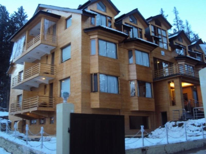 Hotel Pine Spring Гулмарг Екстериор снимка